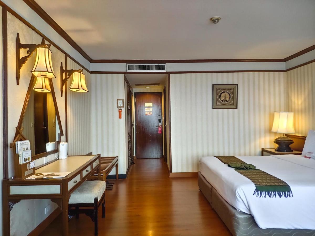 Chiang Mai Orchid Hotel Экстерьер фото
