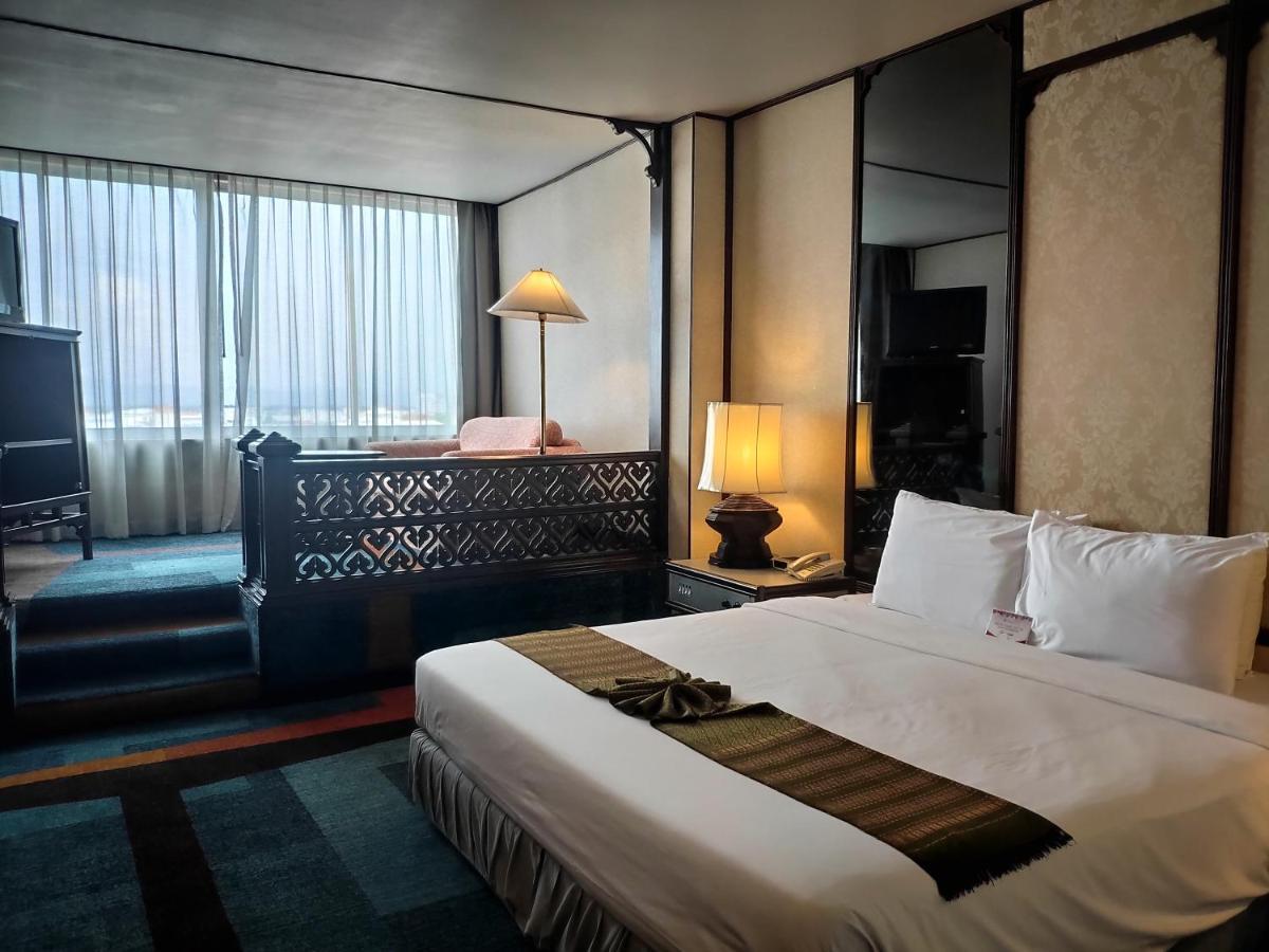 Chiang Mai Orchid Hotel Экстерьер фото