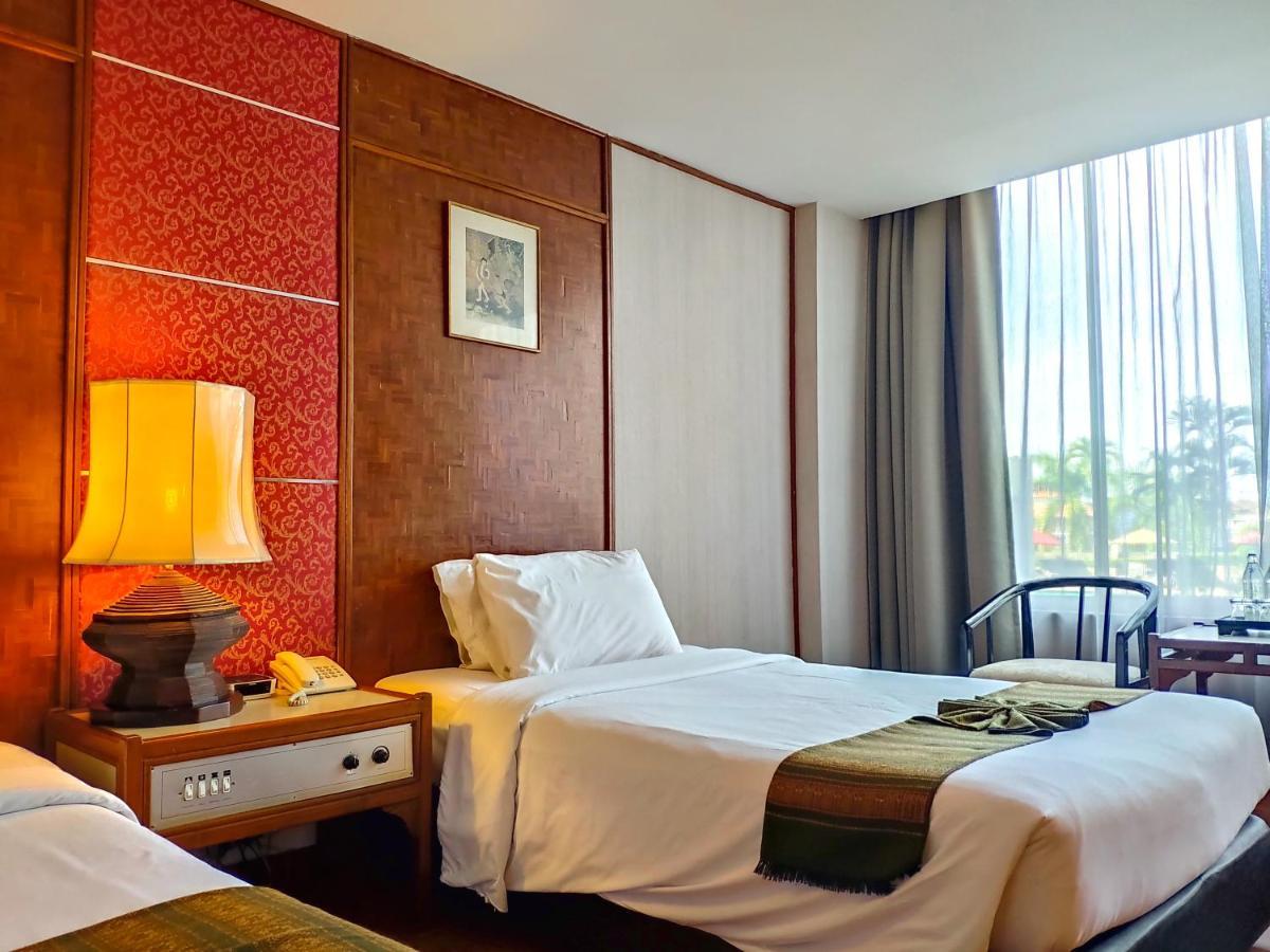 Chiang Mai Orchid Hotel Экстерьер фото