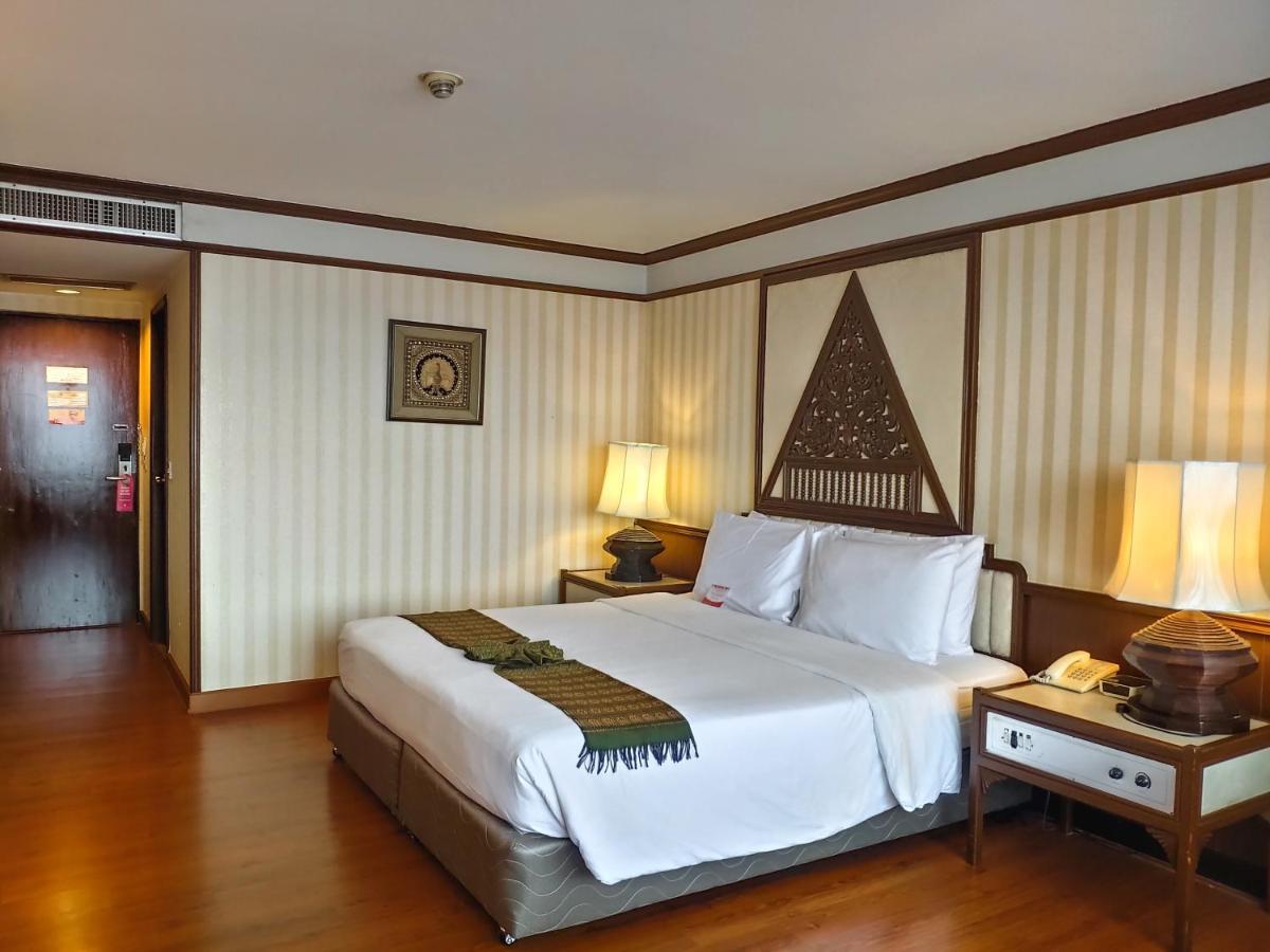 Chiang Mai Orchid Hotel Экстерьер фото
