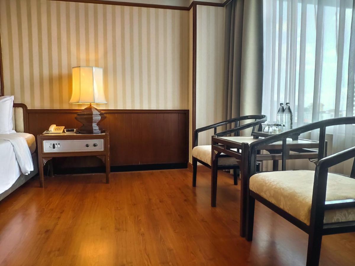 Chiang Mai Orchid Hotel Экстерьер фото