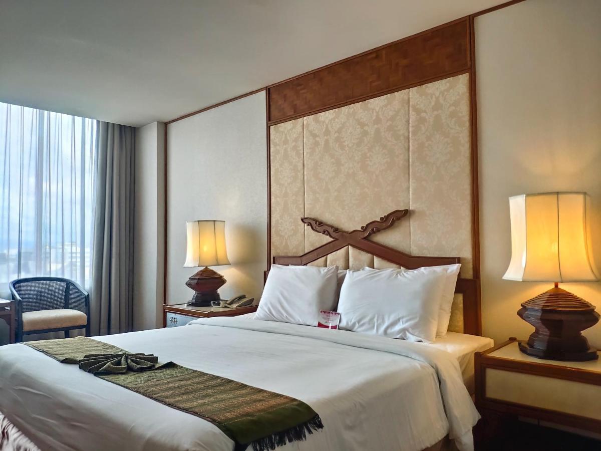 Chiang Mai Orchid Hotel Экстерьер фото