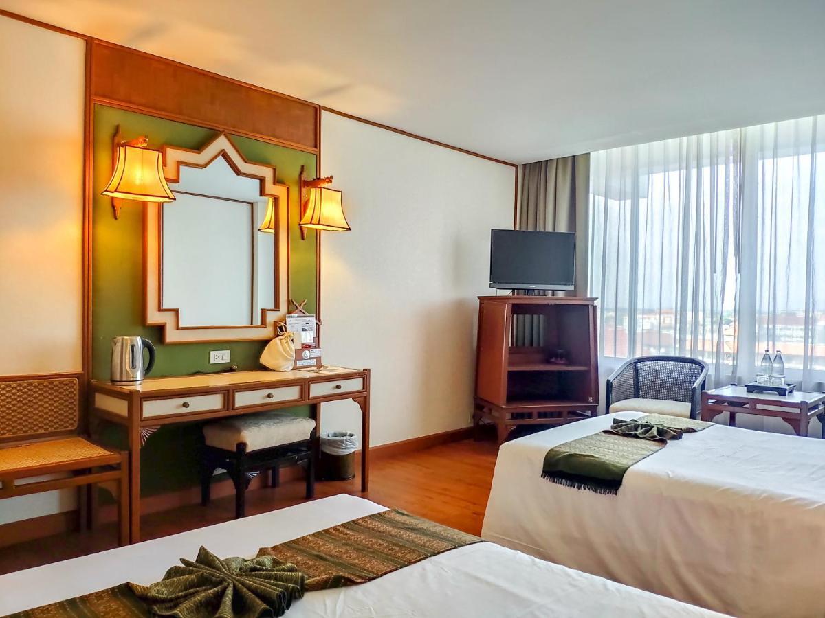 Chiang Mai Orchid Hotel Экстерьер фото