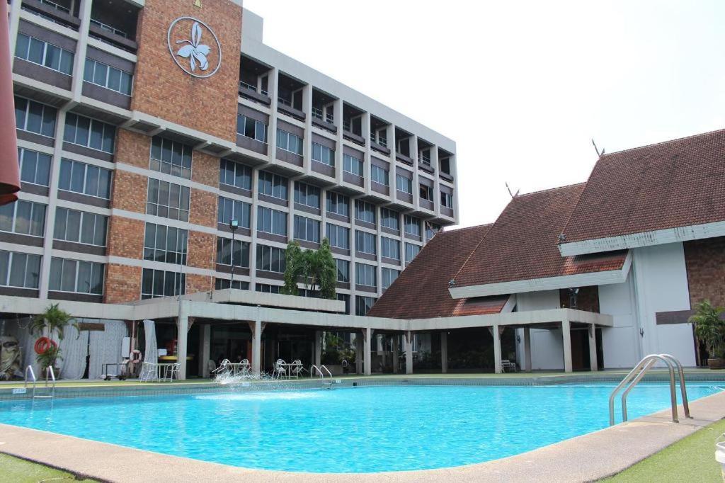 Chiang Mai Orchid Hotel Экстерьер фото